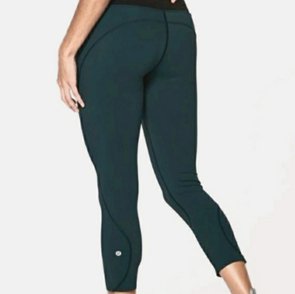 Lululemon Run the Day Submarine Capri Pants Sz 4 - Picture 2 of 11